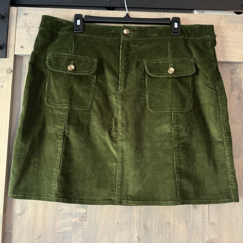J Crew Corduroy Mini Skirt Size‎ 16 Green Front Patch Pockets Academia NWT